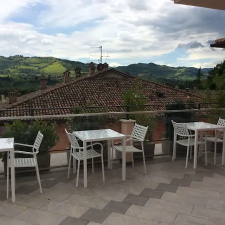 Hotel La Rocca 3*