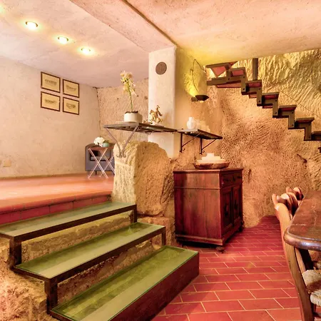 La Rocca Hotel 3*
