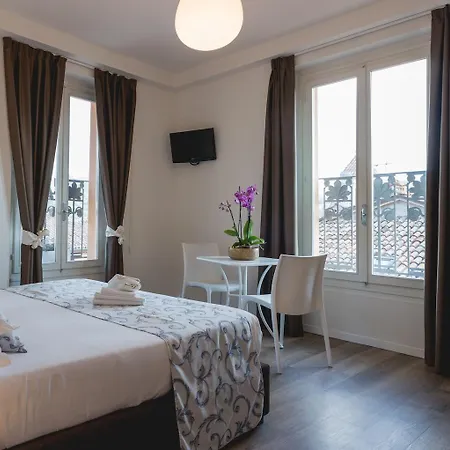 La Rocca فندق 3*