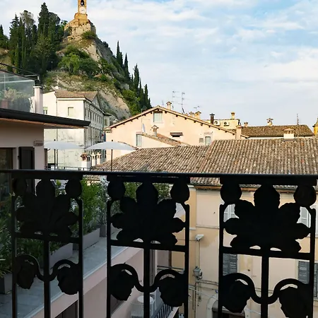 La Rocca Hotel