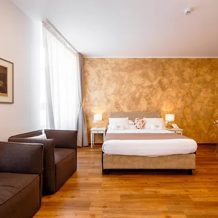 La Rocca فندق 3*