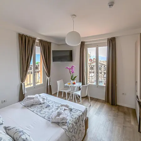 La Rocca Hotel 3*