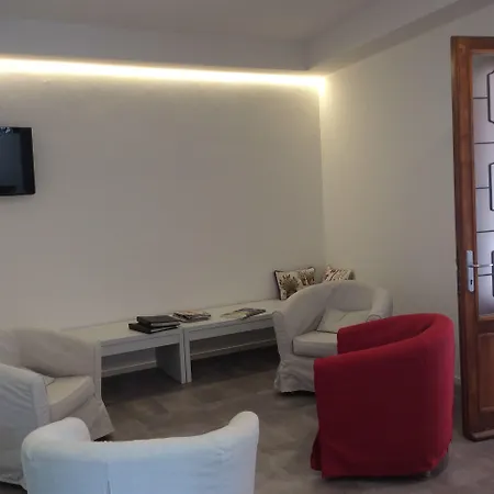 La Rocca Ξενοδοχείο 3*